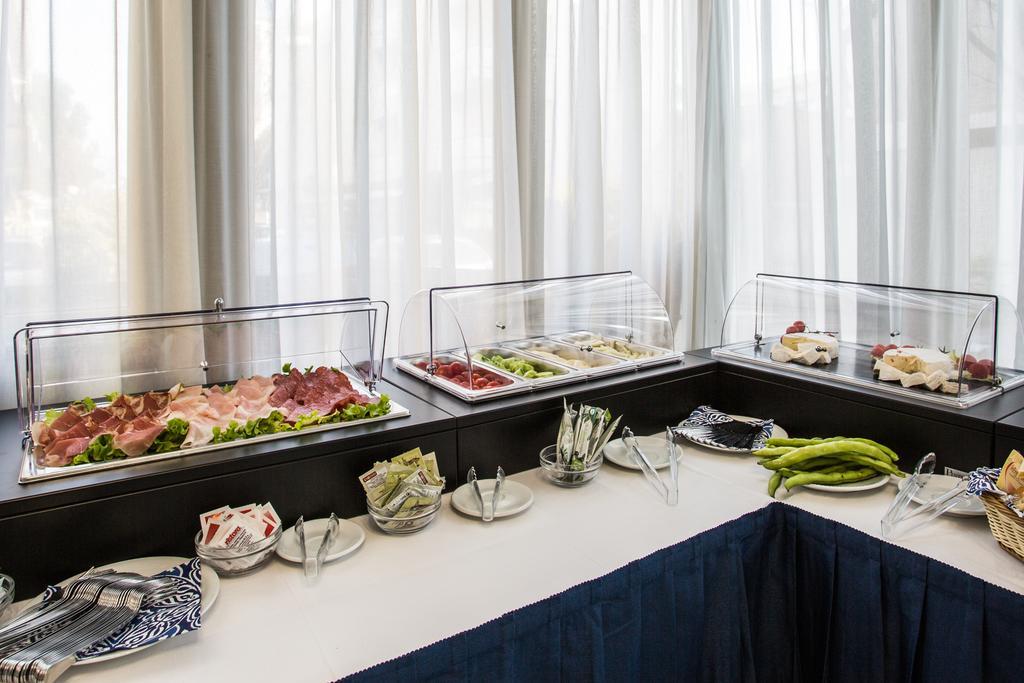 Hotel Nancy Riccione Zewnętrze zdjęcie