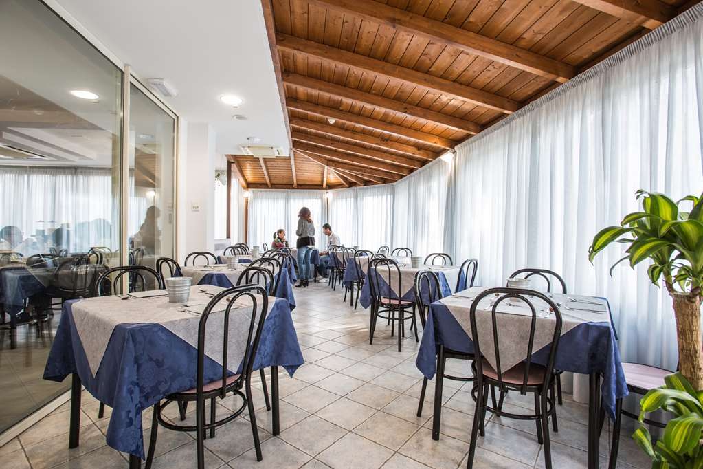 Hotel Nancy Riccione Restauracja zdjęcie