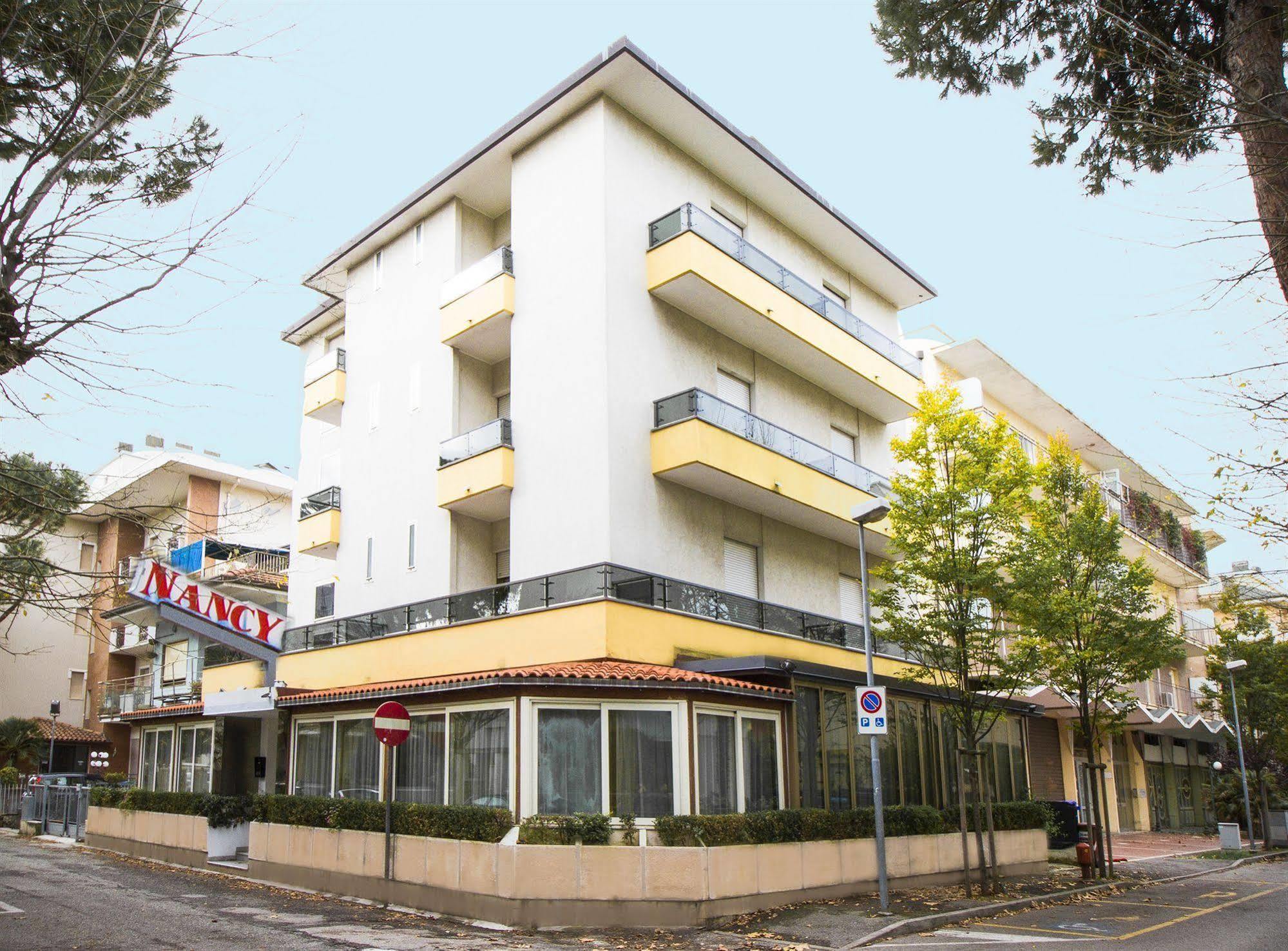 Hotel Nancy Riccione Zewnętrze zdjęcie